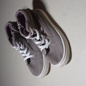 Oomphies 11 Grey